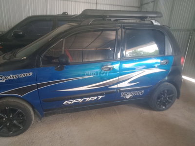 Chevrolet Spark Xanh đen