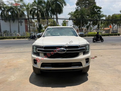 Xe Ford Everest Titanium 2.0L 4x2 AT 2023