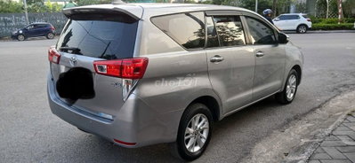 Toyota Innova 2018 Bạc Số sàn