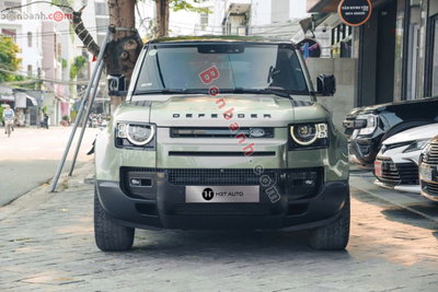 Xe LandRover Defender 110 P300 2.0 AT 2020