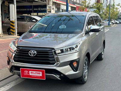 8 Chỗ - Tự động. INNOVA 2.0G AT 2022 - CÓ BANK