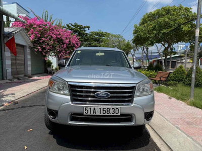 Ford Everest 2011 2.6MT 4x4 Bạc