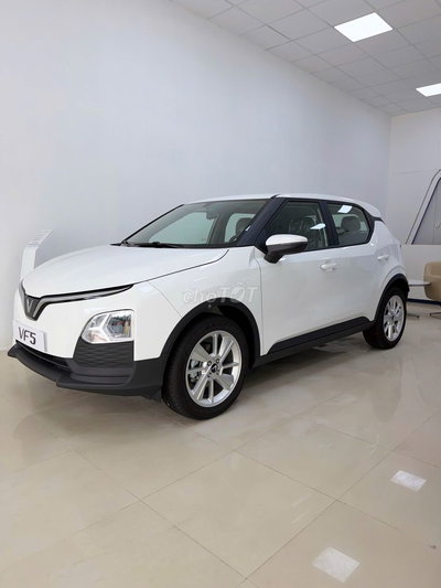 Xe điện VinFast VF5 Trắng