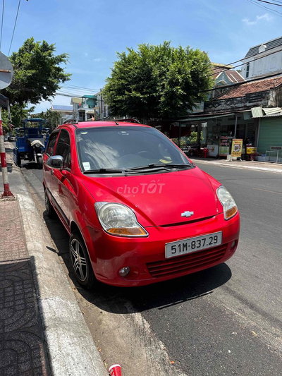 Chevrolet Spark LS Đỏ