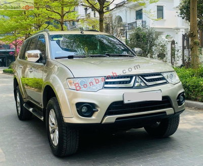 Xe Mitsubishi Pajero Sport D 4x2 MT 2017
