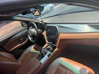 VinFast Lux SA2.0 2019 Premium 2.0 AT - 79000 km