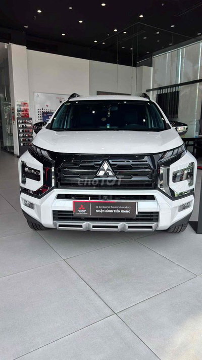 Mitsubishi Xpander Cross 2025 Trắng 10.500 km