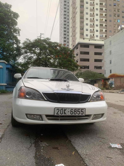 Daewoo Magnus màu trắng