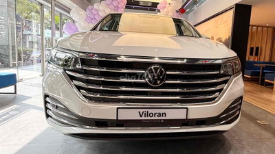 Volkswagen Viloran Trắng 7 chỗ 2026