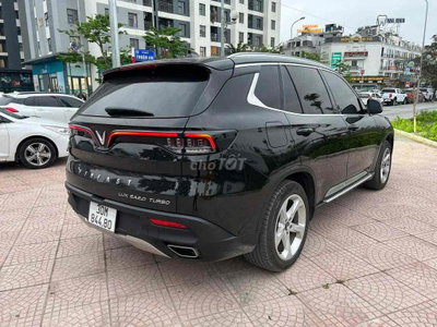 Vinfast Lux SA Plus 2020 Đen