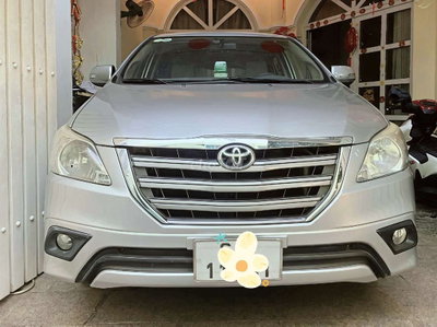 Toyota Innova bản G số tự động SX 2016