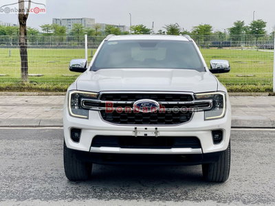 Xe Ford Everest Titanium 2.0L 4x2 AT 2022
