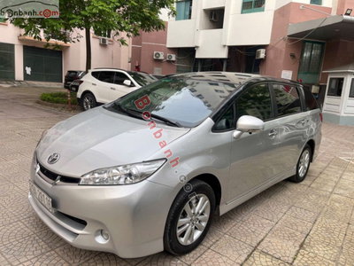 Xe Toyota Wish 2.0 AT 2011