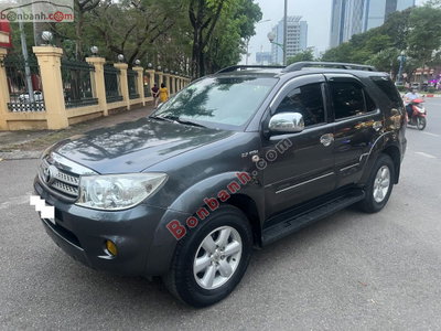 Xe Toyota Fortuner 2.7V 4x4 AT 2010