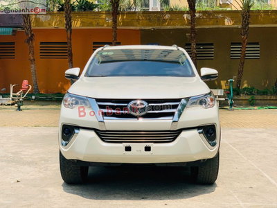Xe Toyota Fortuner 2.7V 4x2 AT 2019