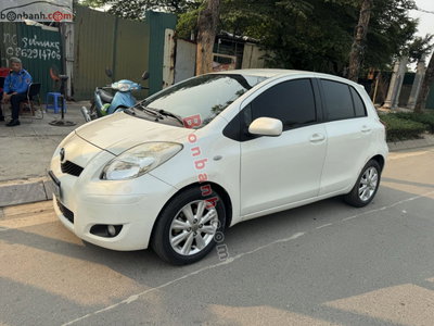 Xe Toyota Yaris 1.3 AT 2010