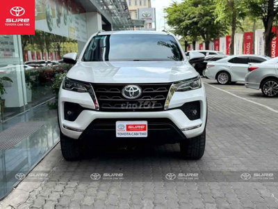Toyota Fortuner 2022 Trắng 141.000 km