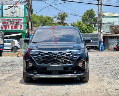 Xe Hyundai Custin Cao Cấp 2.0T 2023