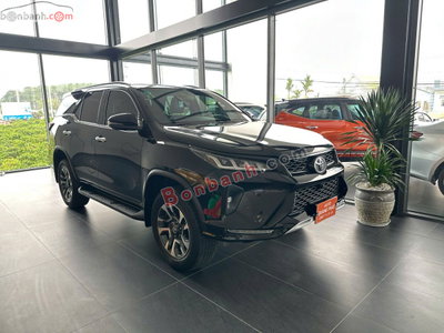 Xe Toyota Fortuner Legender 2.4L 4x2 AT 2022