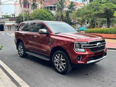 Xe Ford Everest Titanium Plus 2.0L 4x4 AT 2025