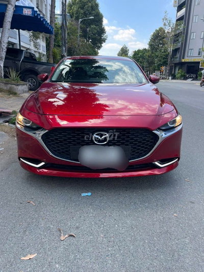 Mazda3 2022 bản luxury giá 485tr