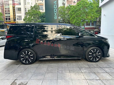 Xe Toyota Alphard 2.4 AT 2024