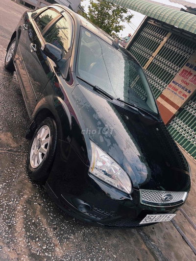 Ford Focus Số sàn Đen 5 chỗ