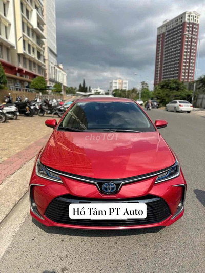 Toyota Corolla Altis Hybrid Đỏ