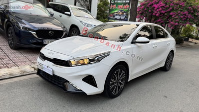 Xe Kia K3 Luxury 1.6 AT 2024