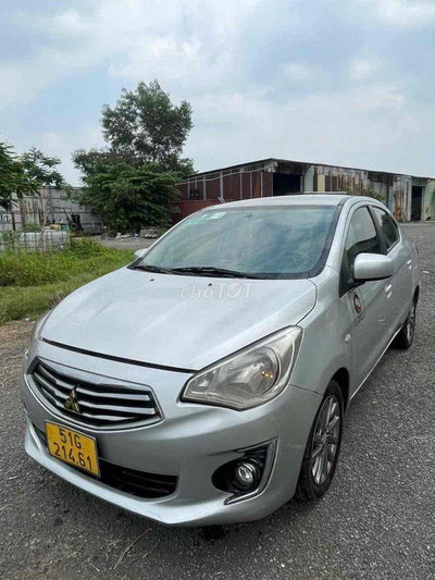 Mitsubishi Mirage Bạc