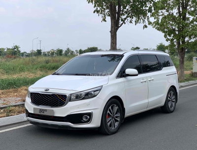 Sedona 2017 full dầu qua sử dụng đi kĩ giá tốt