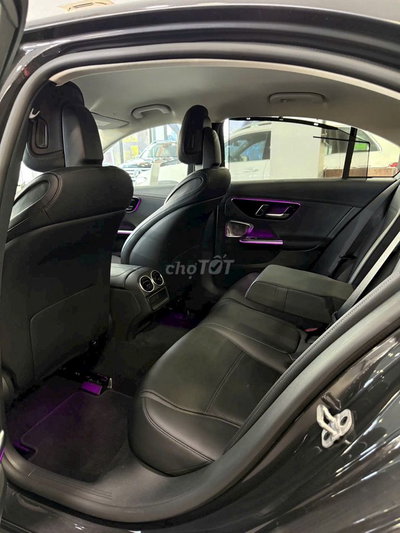 Mercedes-Benz C200 Plus V1 2023 Đen