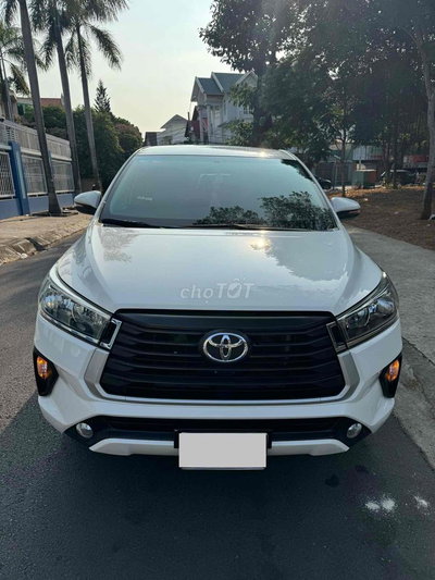 Toyota Innova 2023 2.0E MT Trắng 56000 km một chủ