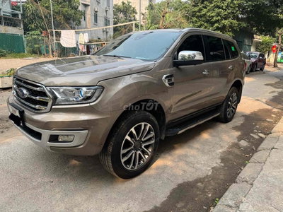 Chính chủ bán Everest 4x4 2019 , xe cực đẹp