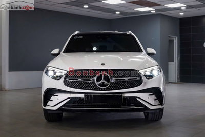 Xe Mercedes Benz GLC 300 4Matic 2023