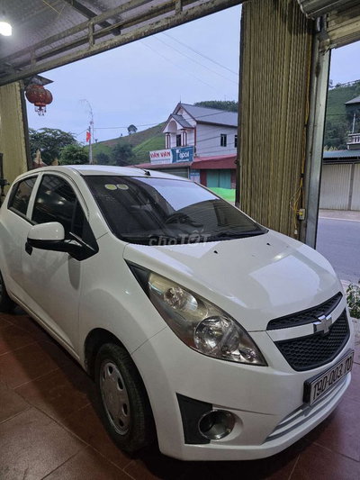 Chevrolet Spark 2015 Trắng Tự động