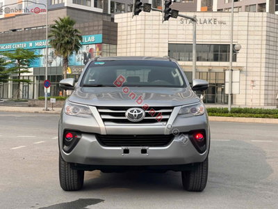 Xe Toyota Fortuner 2.4G 4x2 MT 2018
