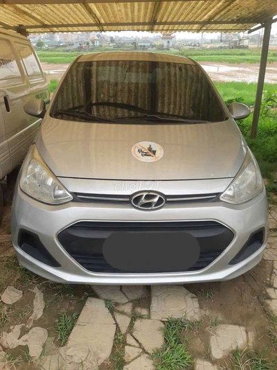 Hyundai i10 2017 màu Bạc