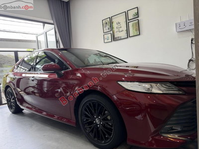 Xe Toyota Camry 2.5Q 2021