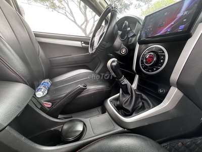 Isuzu D-Max Xám Số sàn