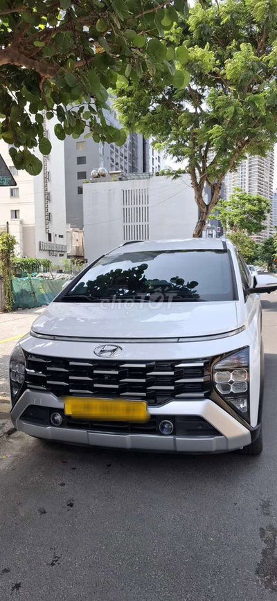 Xe Hyundai Stargazer X Cao cấp 2024 màu trắng