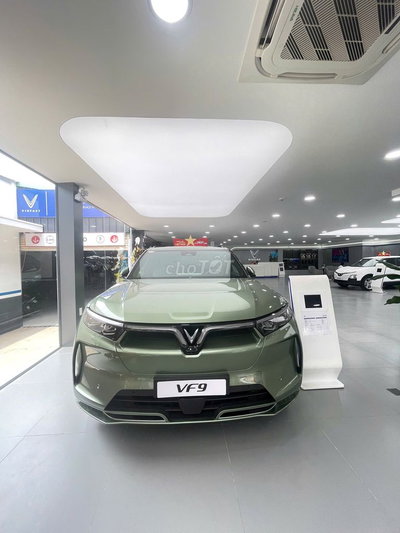 Xe điện VinFast VF9 Xanh lá - ĐỦ MÀU CÓ XE LIỀN