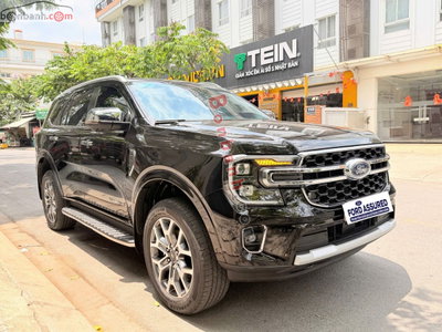Xe Ford Everest Titanium Plus 2.0L 4x4 AT 2024