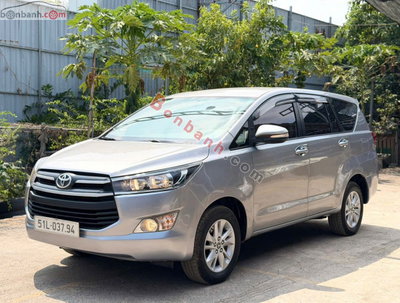 Xe Toyota Innova 2.0E 2016