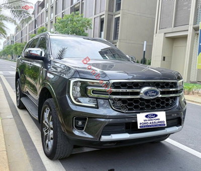 Xe Ford Everest Titanium 2.0L 4x2 AT 2022
