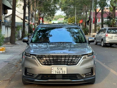 Kia Carnival 2023 Signature 38.000 km Xám