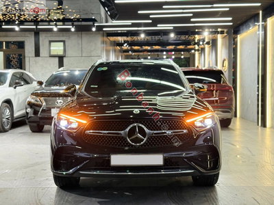 Xe Mercedes Benz GLC 300 4Matic 2023