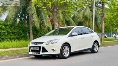 Xe Ford Focus Titanium 2.0 AT 2015
