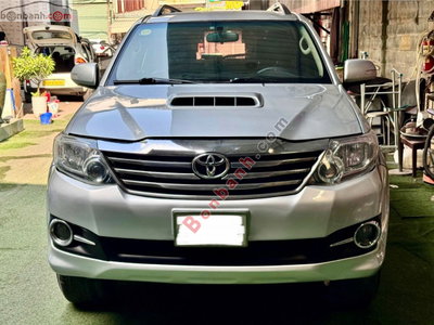 Xe Toyota Fortuner 2.5G 2016
