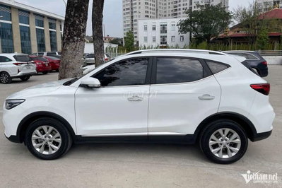 MG ZS 2024 STD 28000 km Trắng